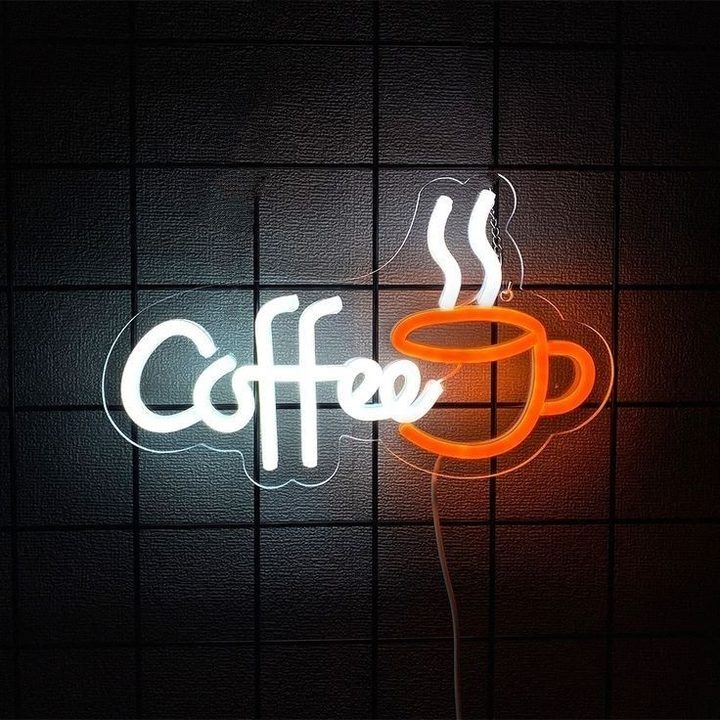 Restaurants & Cafés